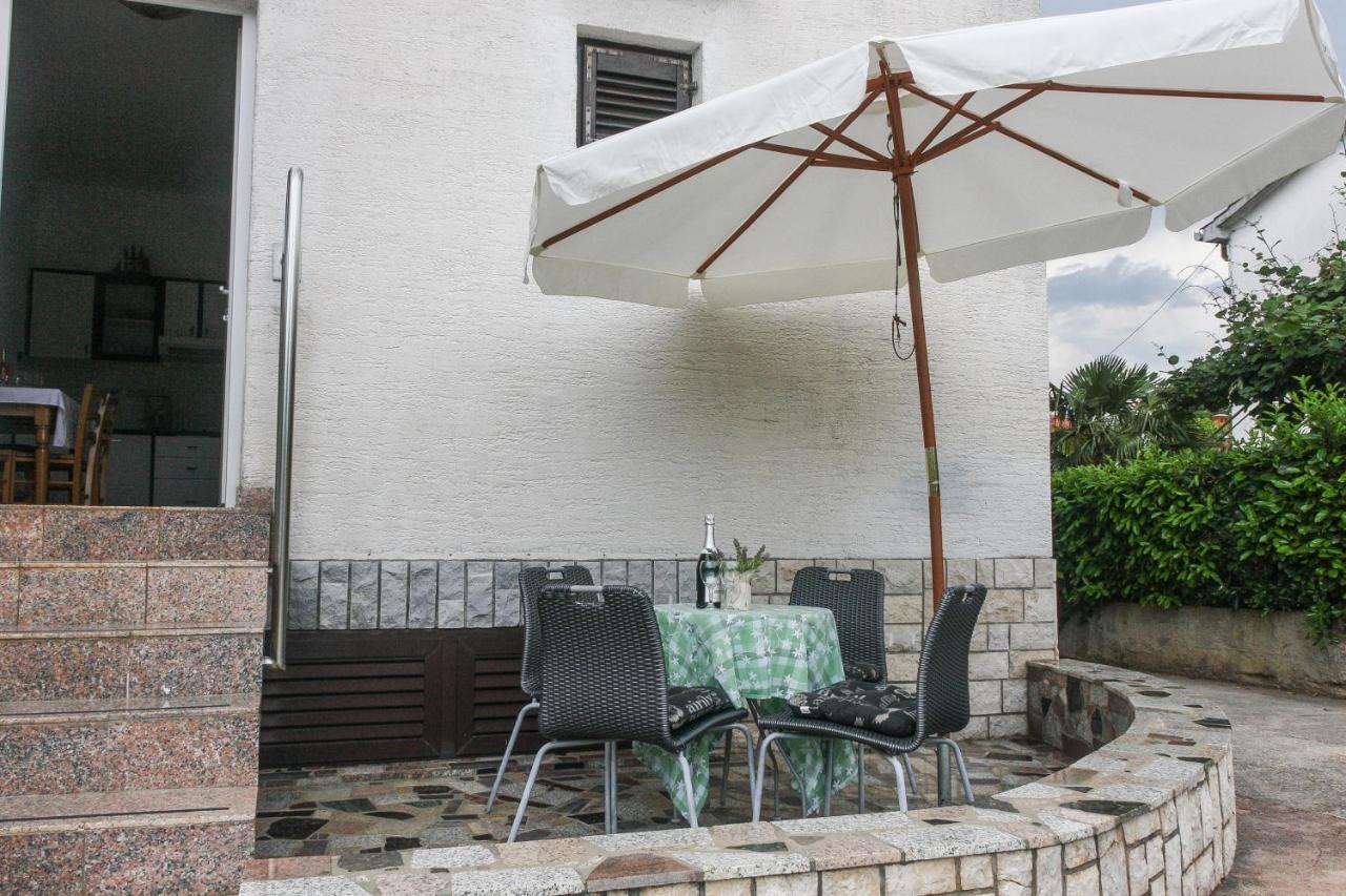 Apartment Suzy Vantacici Exterior photo